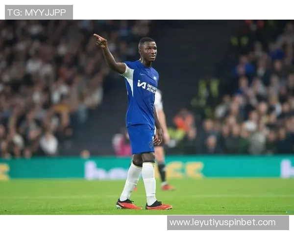 凯塞多世界波助力切尔西战胜利物浦荣膺最佳球员